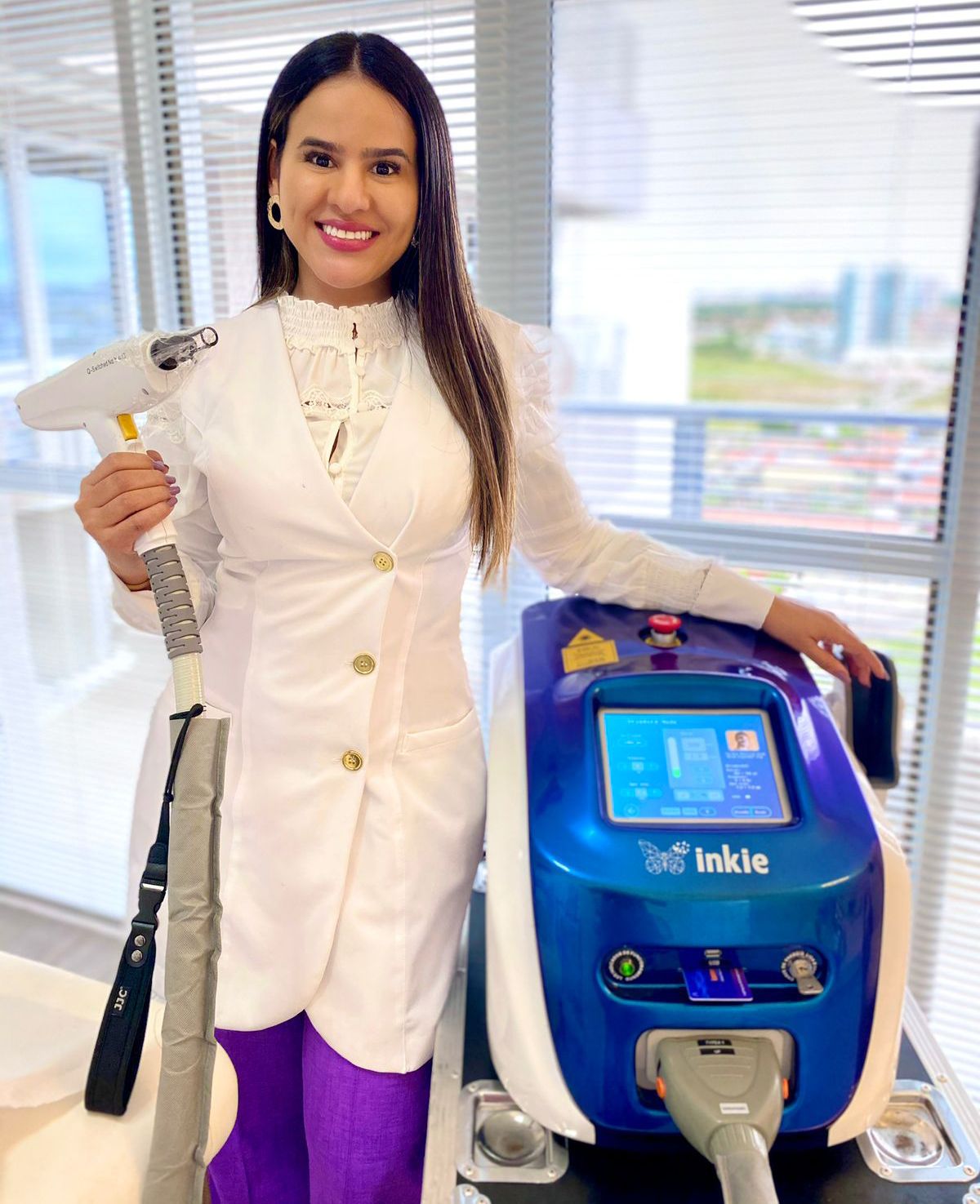 Procedimento estético sendo realizado